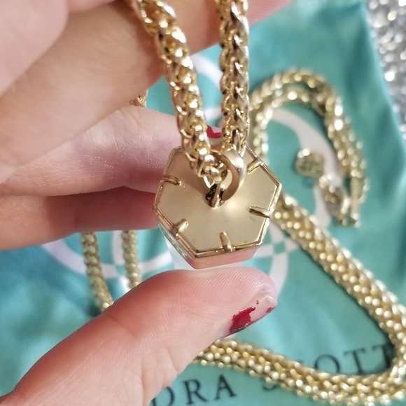 Kendra Scott Jayce Necklace - Picture 3 of 5